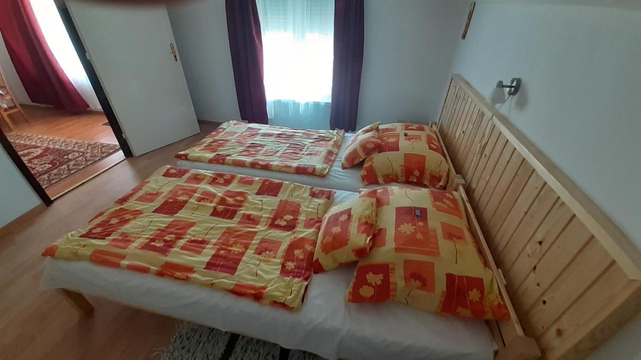 Patri Apartmanhaz Кестели Екстериор снимка
