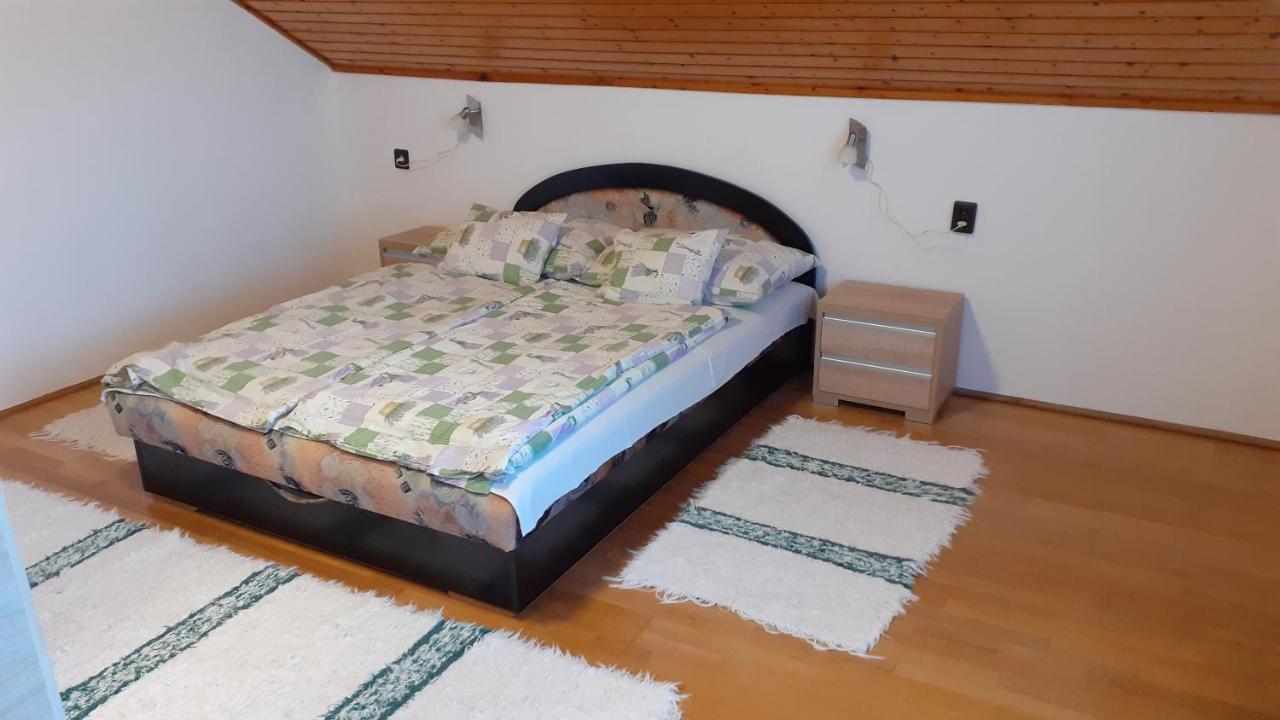 Patri Apartmanhaz Кестели Екстериор снимка