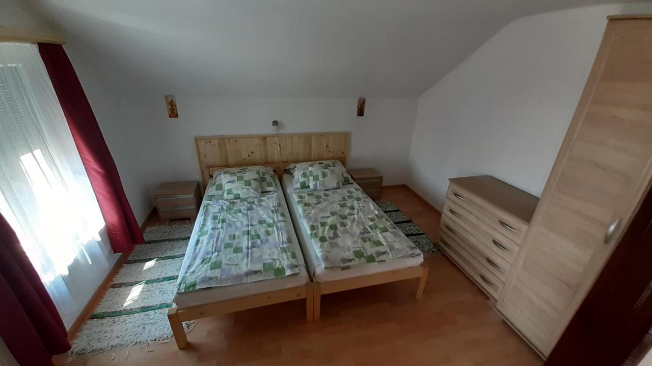 Patri Apartmanhaz Кестели Екстериор снимка
